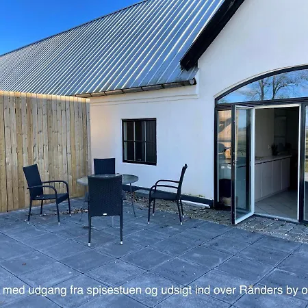 Bed & Breakfast Essenbaekgaard *