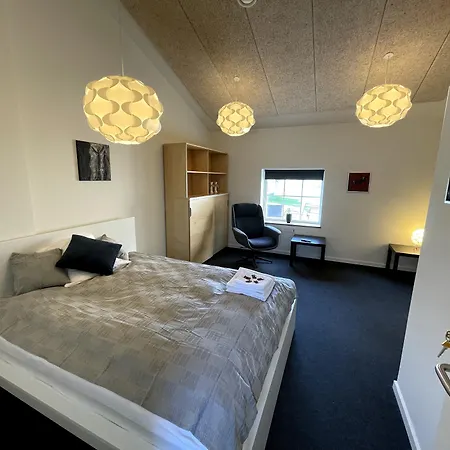 Essenbaekgaard Bed & Breakfast *